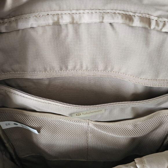 NWT LULULEMON Black Double Zip Tech Canvas Backpack OS - Picture 11 of 13